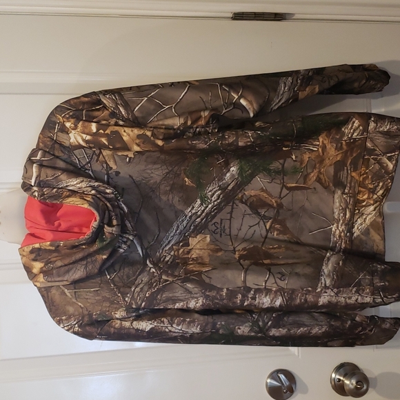 Camo Real Tree Hoodie - Picture 2 of 3